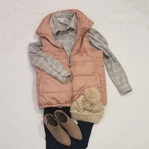Old Navy Puffer vest